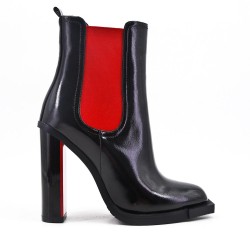 Bottine noire en simili cuir élastiqué à talon