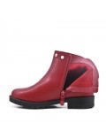 Red girl's boot in faux leather with elastic panel