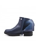 Blue girl's boot in faux leather with elastic panel