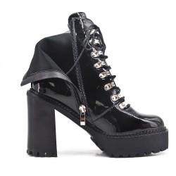 Black patent leather ankle boot with platform 