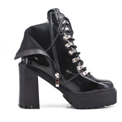 Bottine noire en vernis à talon avec plateforme 