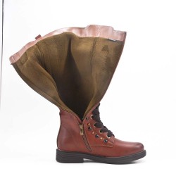 Camel faux leather boot with lace