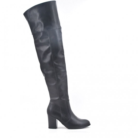 Black leather thigh boots with heel