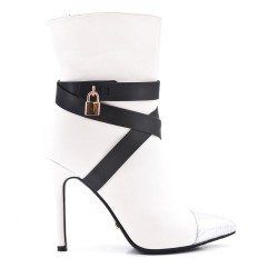 Bottine en simili cuir blanche avec talon aiguille 