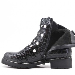 Bottine noire en simili cuir avec brides à perles