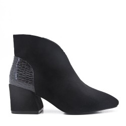 Ankle boot in faux suede