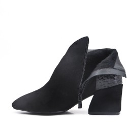 Ankle boot in faux suede
