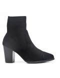 Ankle boot in faux suede