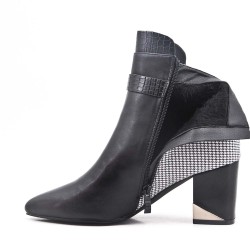 Faux leather ankle boot