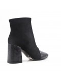 Ankle boot in faux suede