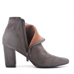 Ankle boot in faux suede with heel