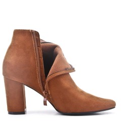 Ankle boot in faux suede with heel