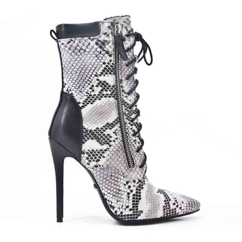 stiletto boot heels