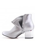 Bottine en simili cuir