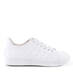 Women's faux leather lace up sneaker