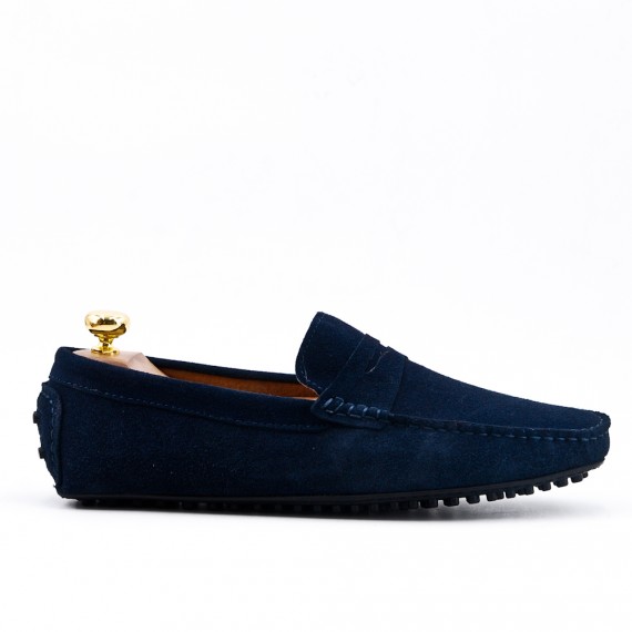 Navy moccasin in suede flanged leather