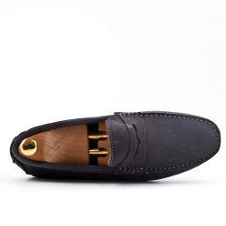 Mocassin gris en cuir daim à bride