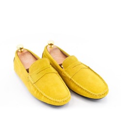 Mocasín en piel con rebordes de gamuza