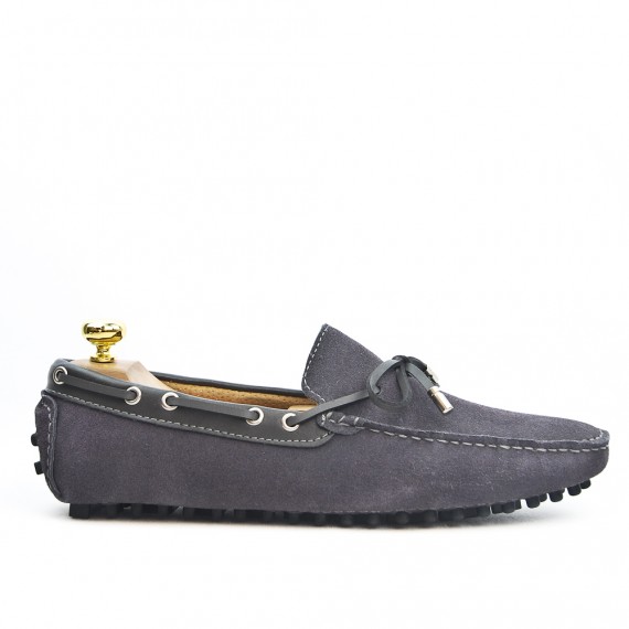 Gray loafer in suede leather with bow