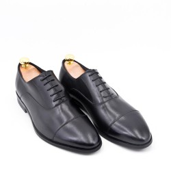 Derby with leather lace