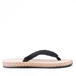 Women's flat flip flops