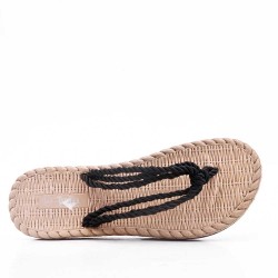 Women's flat flip flops