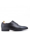 Black Derby with leather lace
