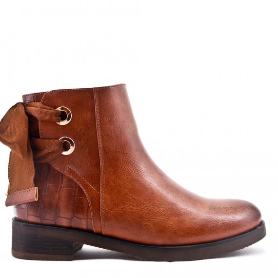 WHOLESALE SHOES-Ankle boots in faux leather