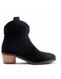 Ankle boot in faux suede