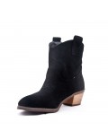 Ankle boot in faux suede