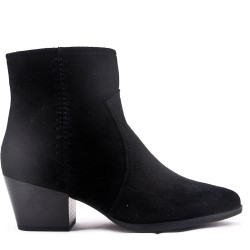 Ankle boot in faux suede