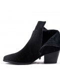 Ankle boot in faux suede