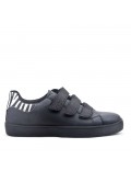 Women's faux leather sneaker