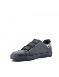 Women's faux leather sneaker