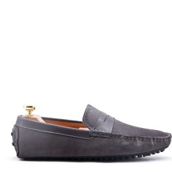 Moccasin in suede flanged leather