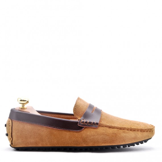 Moccasin in suede flanged leather