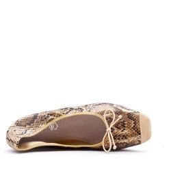 Plus size comfort ballerina with snake pattern print