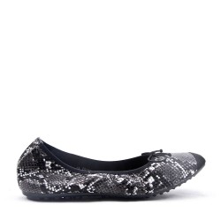 Plus size comfort ballerina with snake pattern print