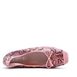 Plus size comfort ballerina with snake pattern print