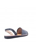 Flat sandals in faux leather for women