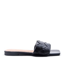 Flat sandals in faux leather for women