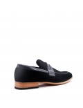 Moccasin in faux suede 
