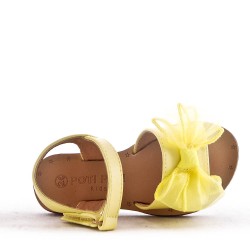 Girl's faux leather sandal