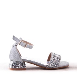 Sandal girl with small heel