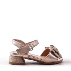 Sandal girl with small heel