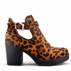 Heeled ankle boot for women