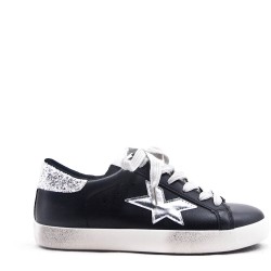 Women's faux leather lace up sneaker