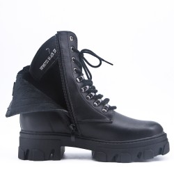 Bottine en simili cuir