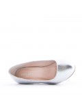 Girl's heeled pump