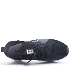 Zapatilla deportiva con cordones para hombre